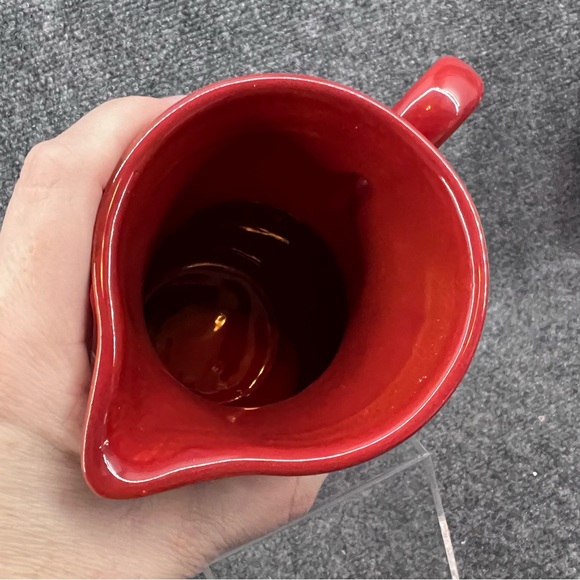 Vintage Emile Henry Red & Cream “Cerise” Ceramic 1L Pitcher Made In France - Picture 4 of 6